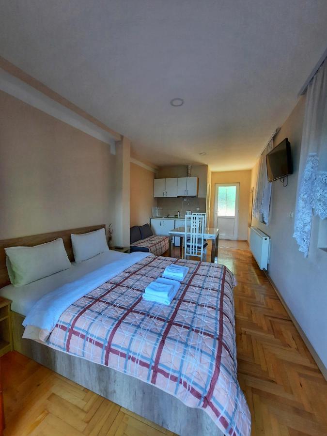 Nate Apartments Ohrid Bagian luar foto