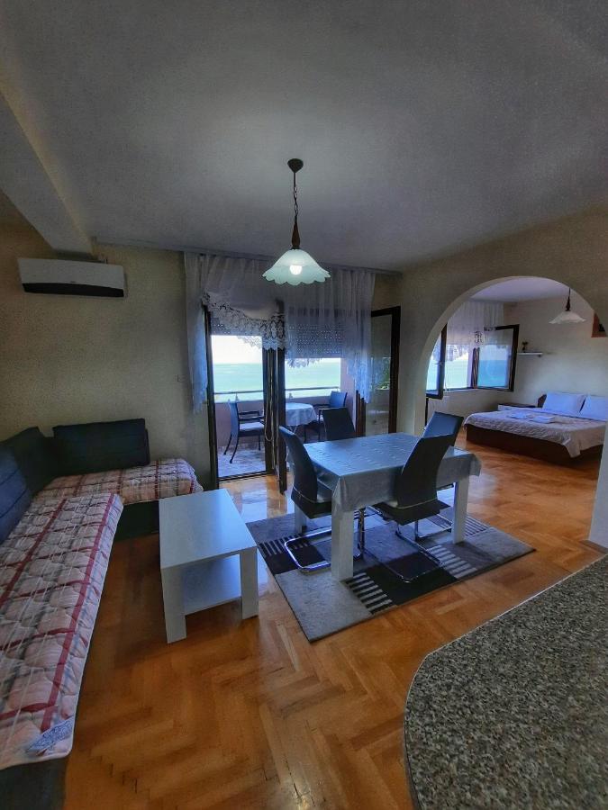 Nate Apartments Ohrid Bagian luar foto