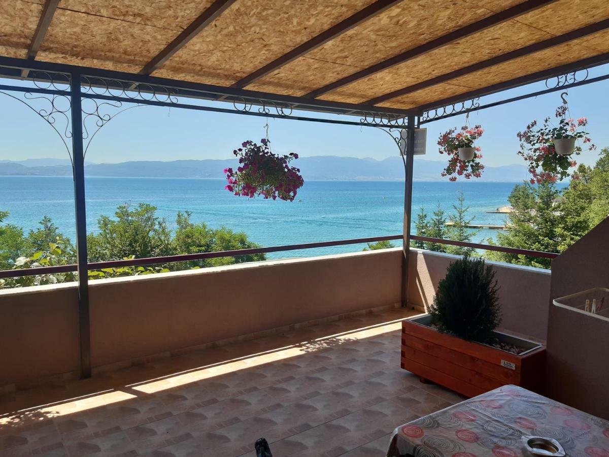 Nate Apartments Ohrid Bagian luar foto